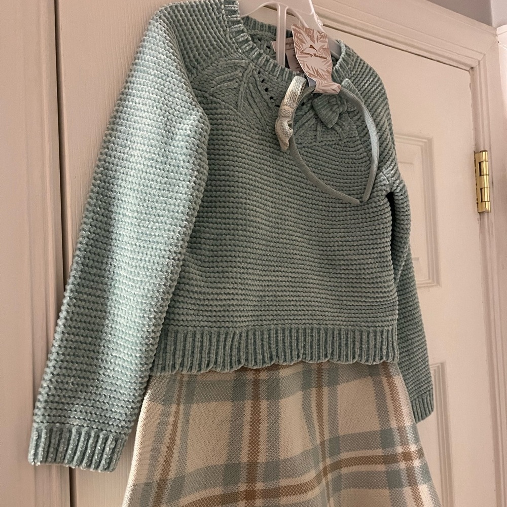 Tommy Bahama Light Blue/Green Knit Sweater with Bow Headband - Picture 5 of 6